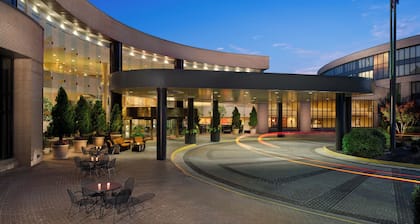 DoubleTree by Hilton Washington Dulles Airport