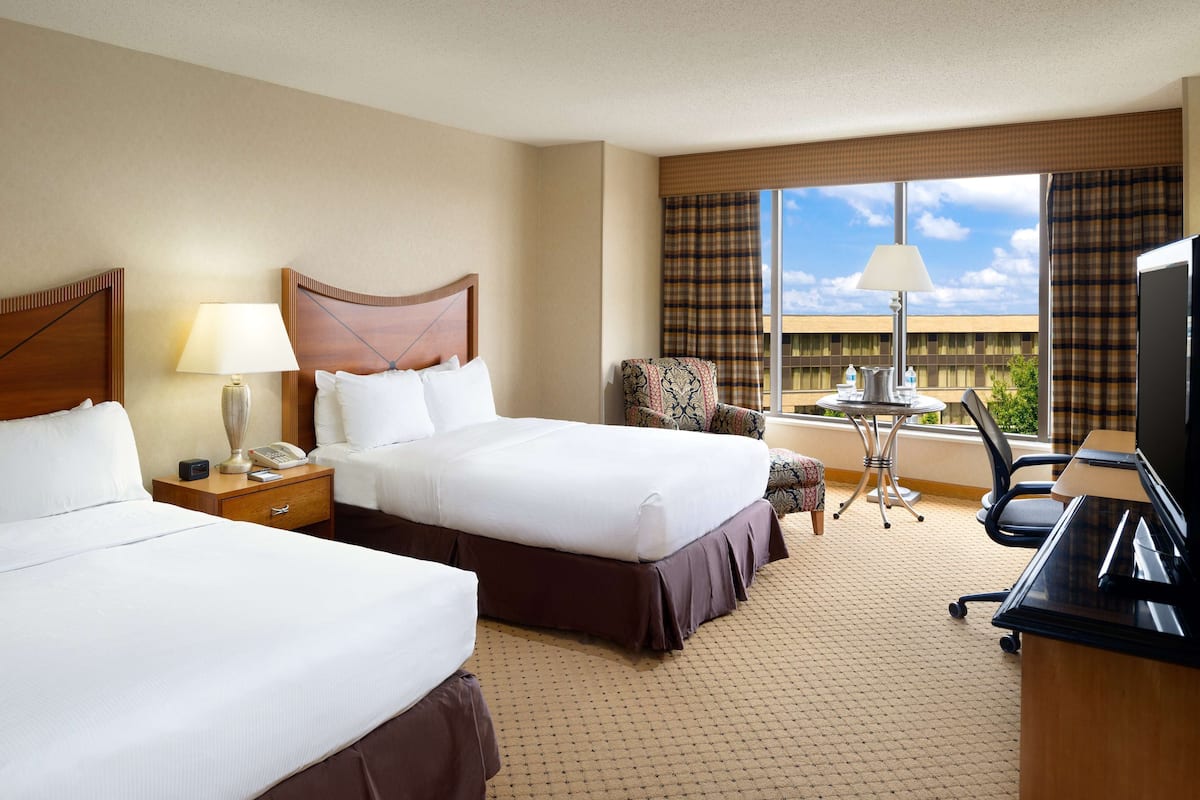 Premium bedding, pillow-top beds, in-room safe, desk