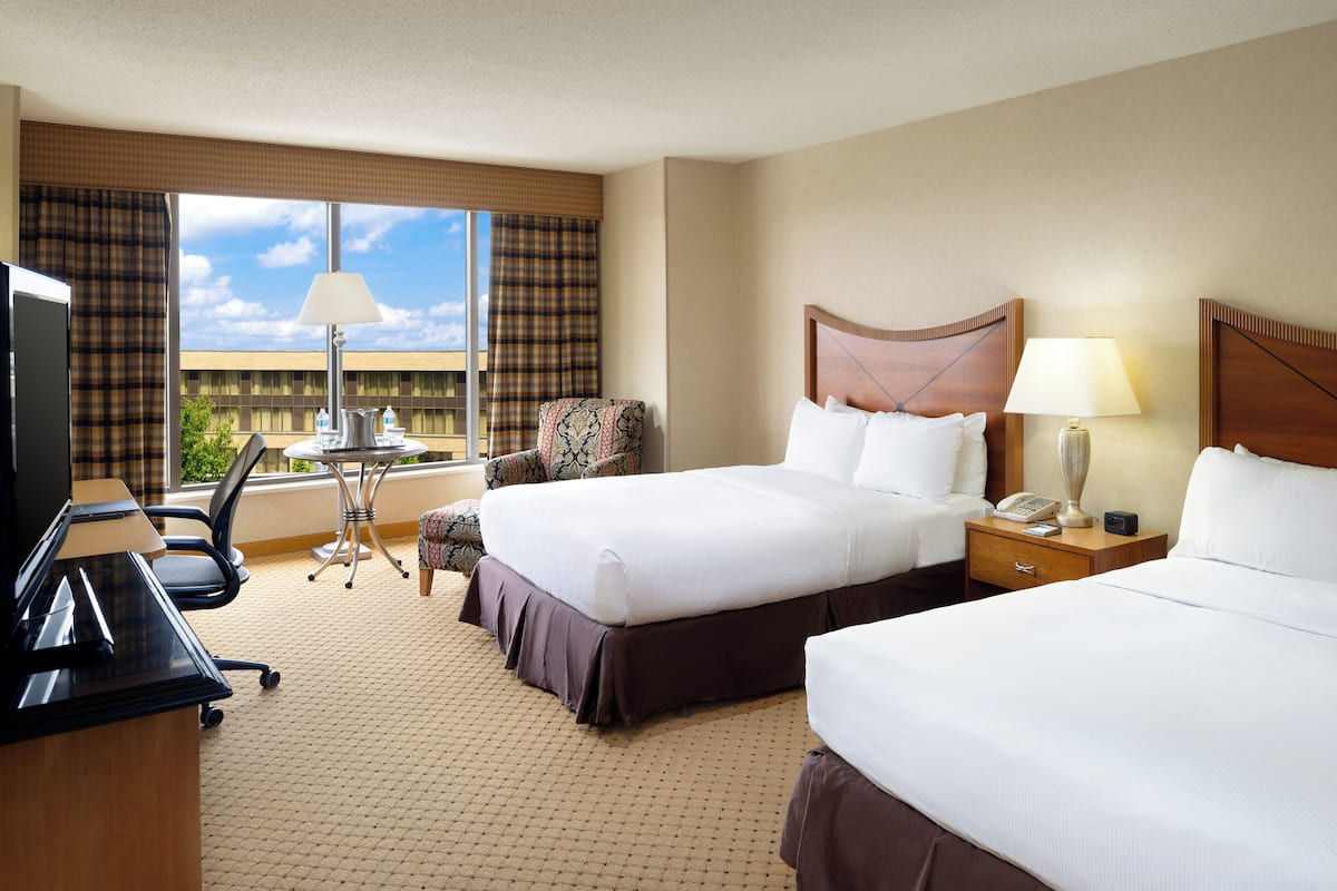 Premium bedding, pillowtop beds, in-room safe, desk