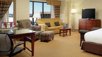 Premium bedding, pillowtop beds, in-room safe, desk