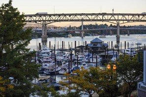 Exterior - Kimpton Riverplace Hotel by IHG (Portland)