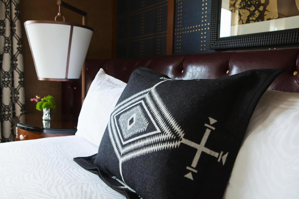 Frette Italian sheets, premium bedding, down comforters, pillowtop beds