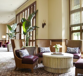 Hotel entrance and lobby at Kimpton Riverplace Hotel by IHG