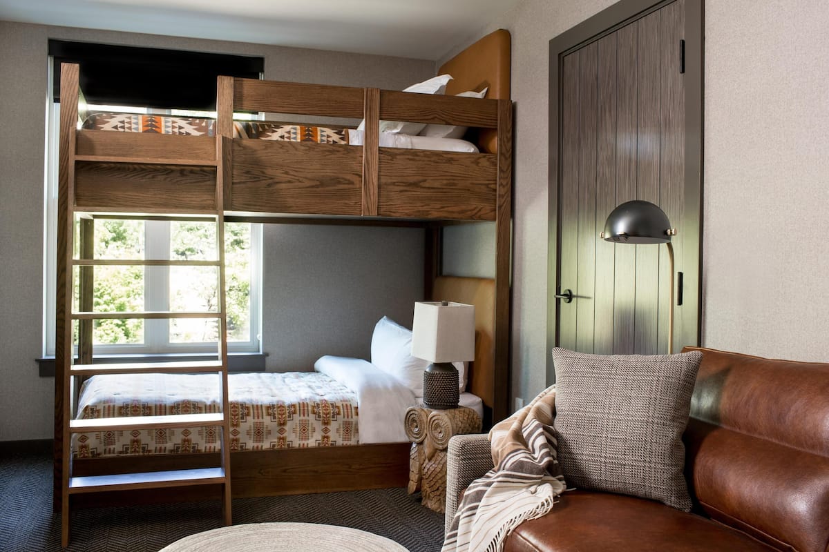 Frette Italian sheets, premium bedding, down comforters, pillowtop beds