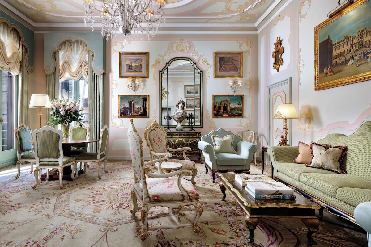 Suite, 1 habitación | Sábanas italianas Frette, ropa de cama de alta calidad y minibar