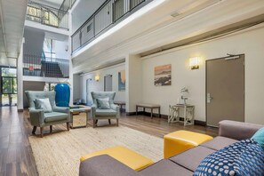 Lobby - Best Western San Marcos Inn (Morro Bay)