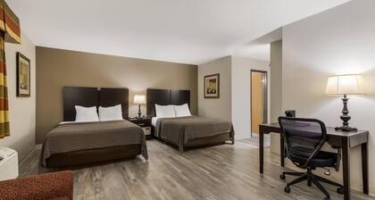 Econo Lodge Inn & Suites Yankton