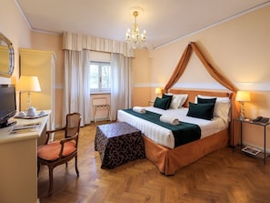 Deluxe-Doppel- oder -Zweibettzimmer