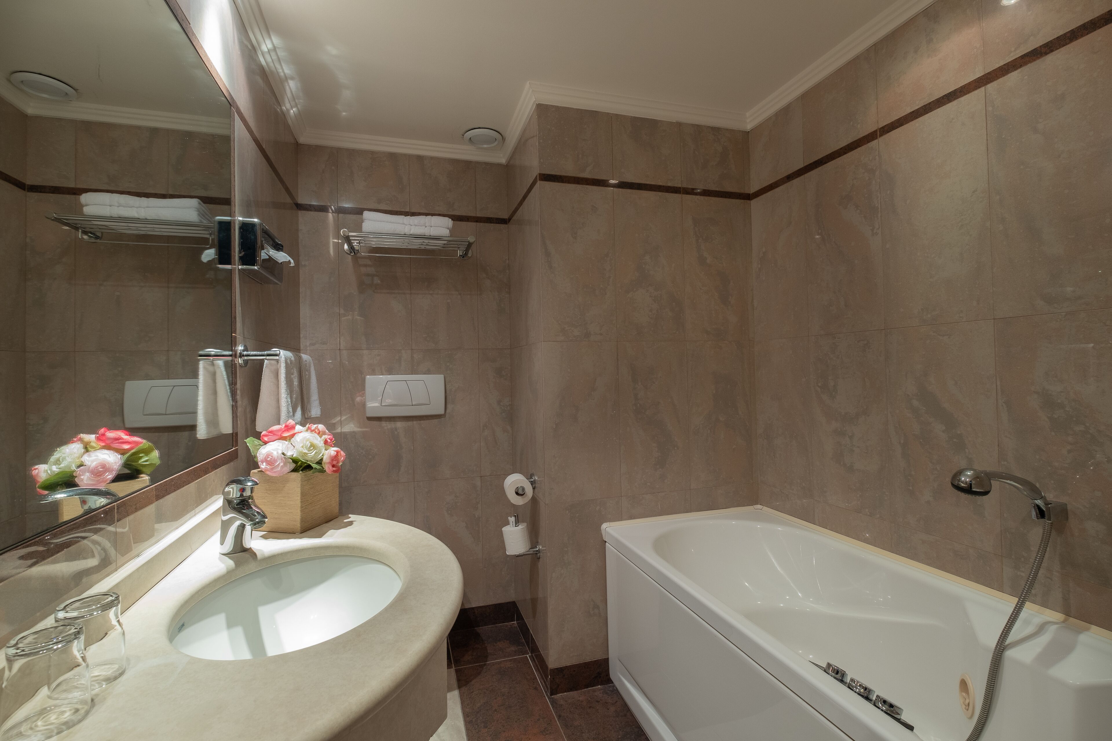 Photo - Hotel London