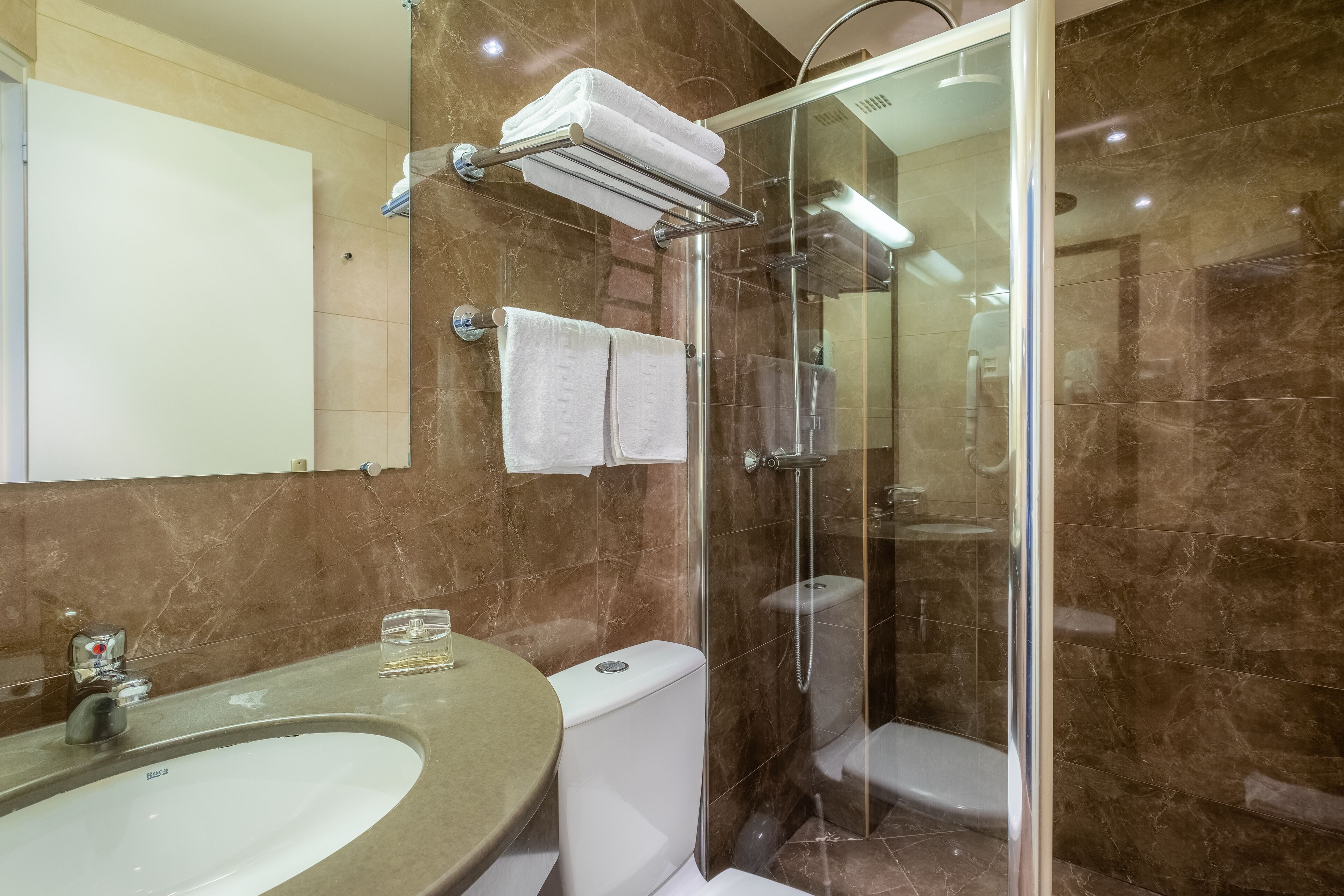 Photo - Hotel London