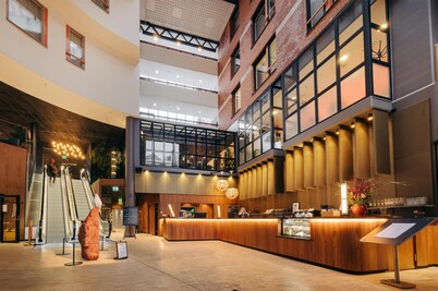 Best Western Plus Hotel Plaza