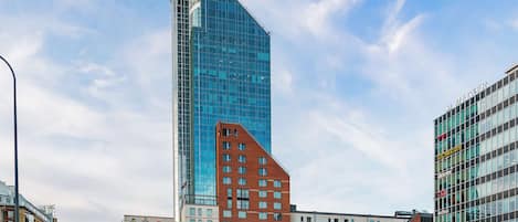 المنشأة من الخارج