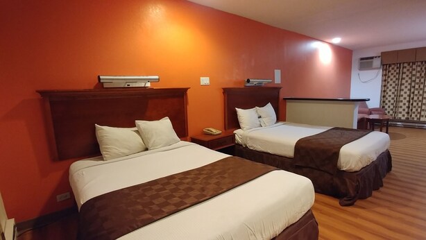 Deluxe Suite, 2 Double Beds, Non Smoking, Refrigerator & Microwave - Pax River Hotel (Lexington Park)