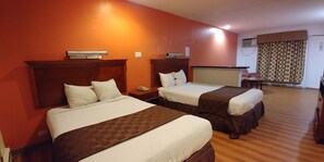 Deluxe Suite, 2 Double Beds, Non Smoking, Refrigerator & Microwave