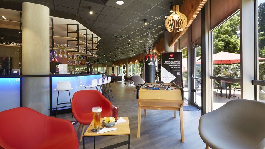 ibis Archamps Porte de Geneve