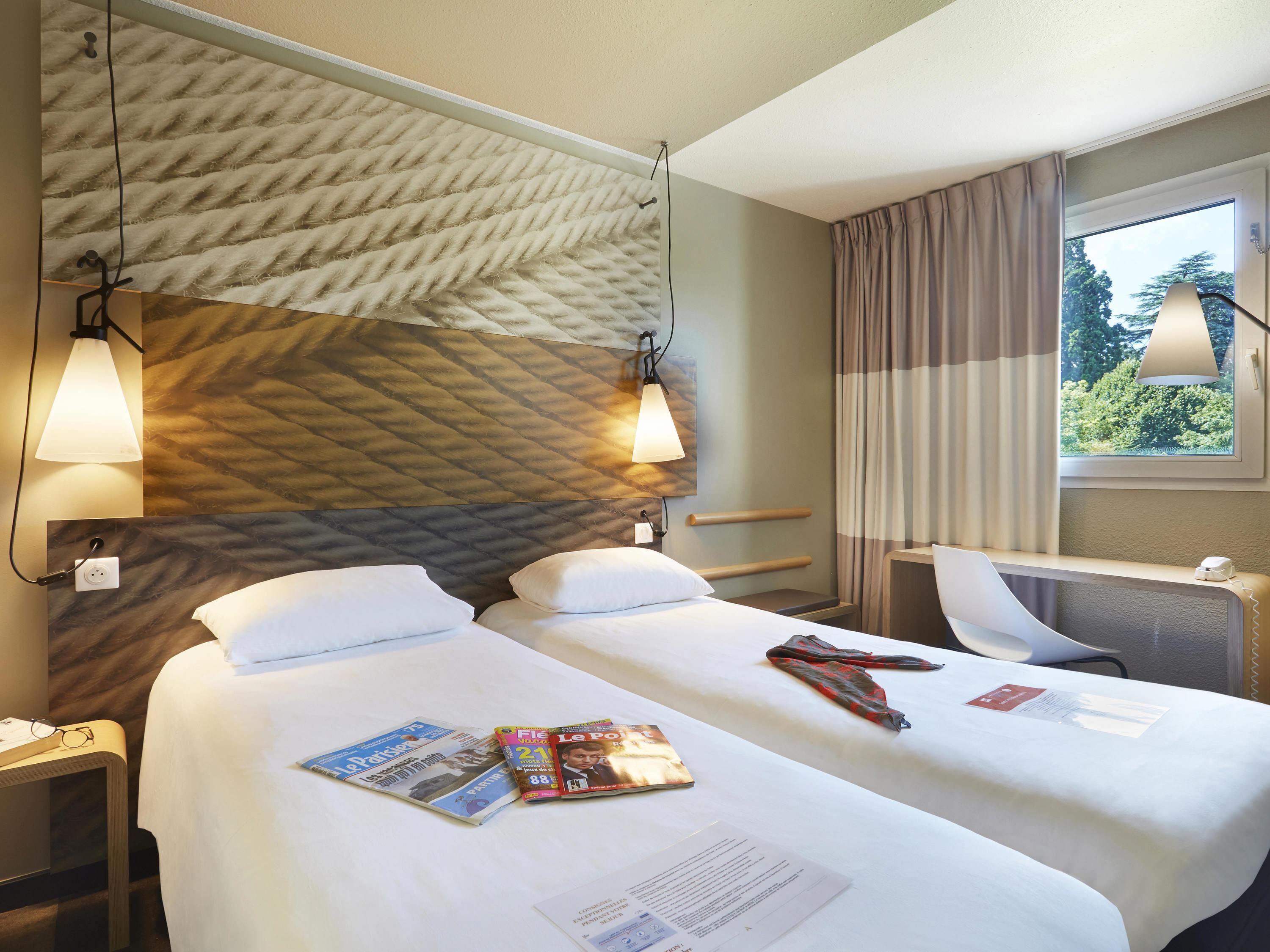 Premium bedding, in-room safe, desk, blackout curtains