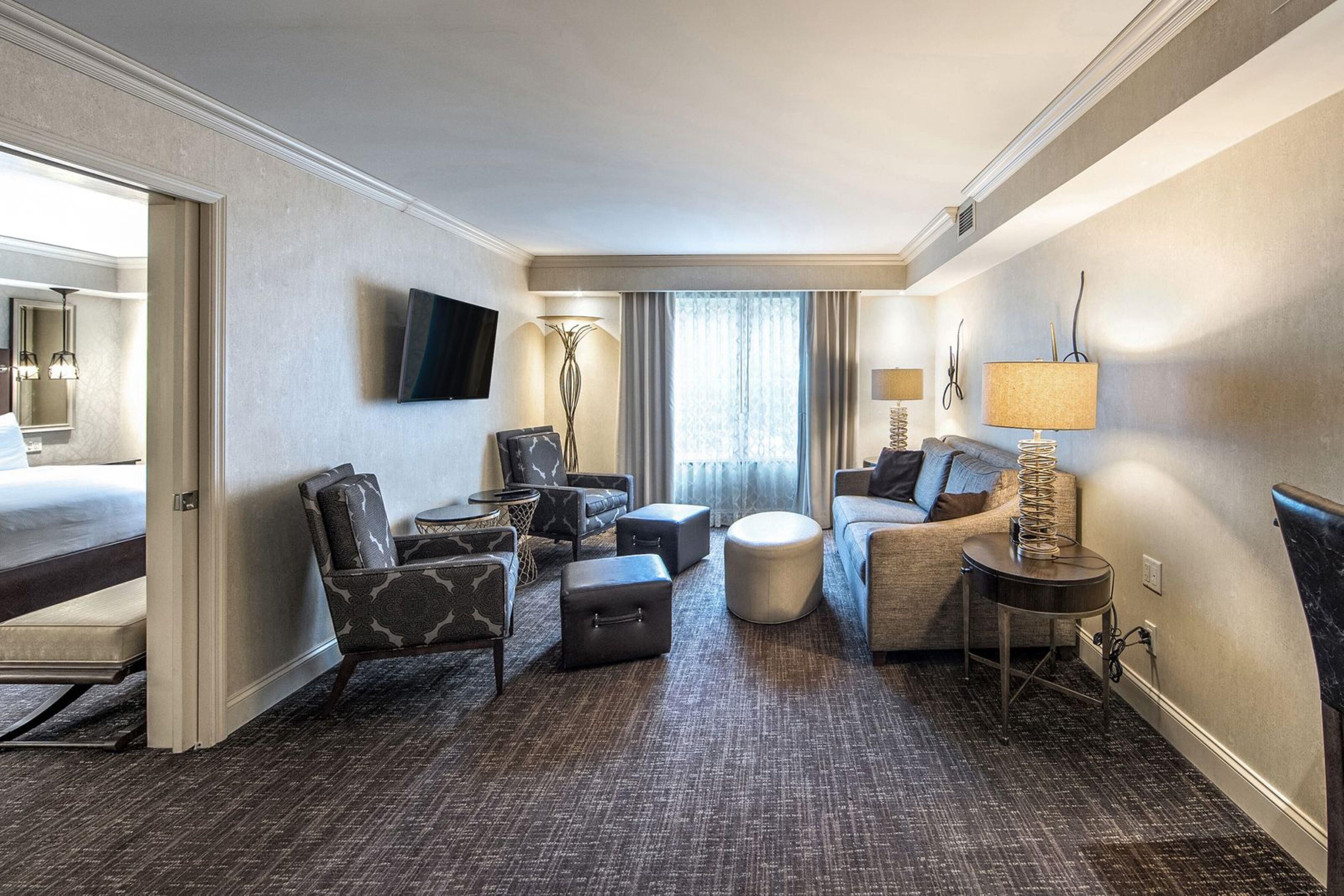 Suite, 1 King Bed, Non Smoking, Refrigerator & Microwave | In-room safe, desk, laptop workspace, blackout curtains