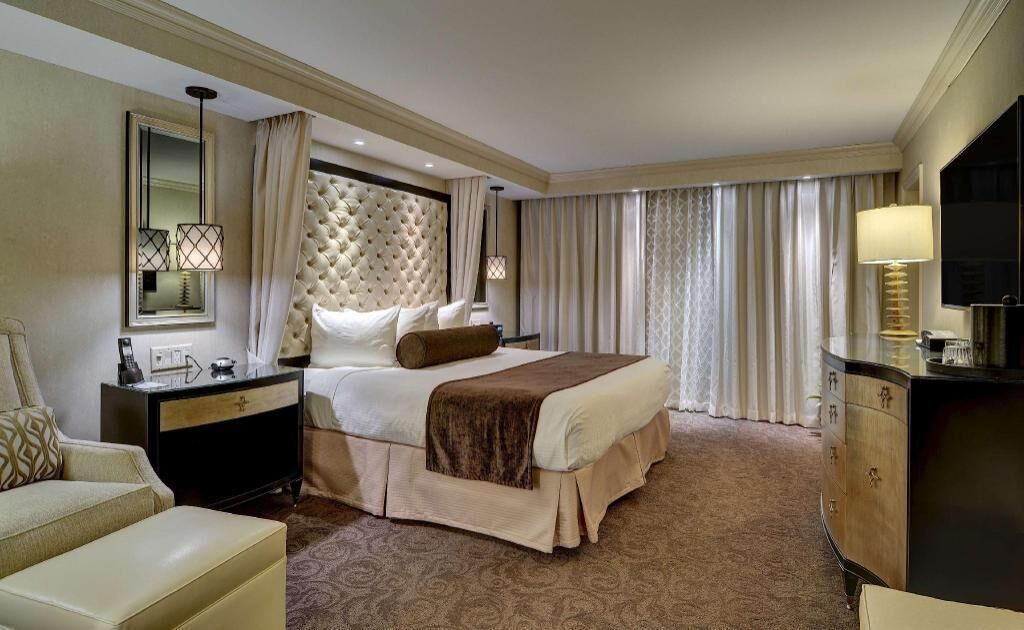 In-room safe, desk, laptop workspace, blackout drapes