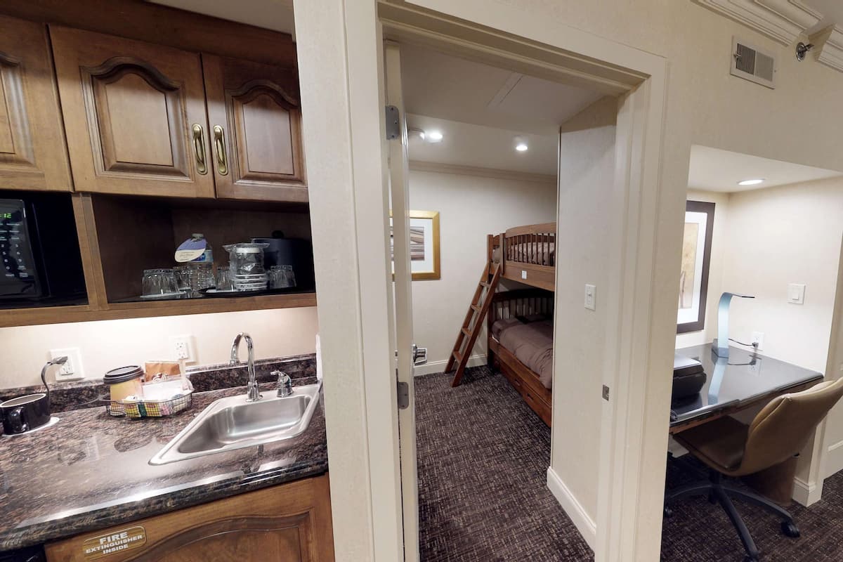 In-room safe, desk, laptop workspace, blackout drapes