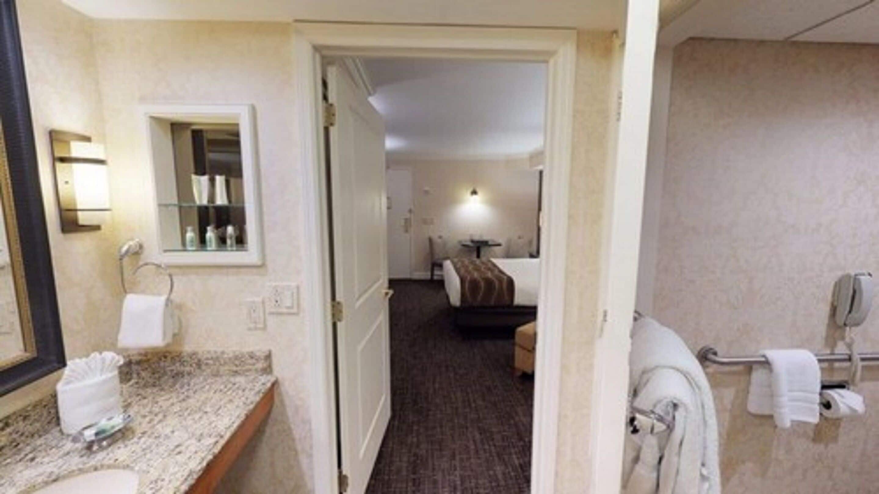 1 bedroom, in-room safe, desk, blackout curtains