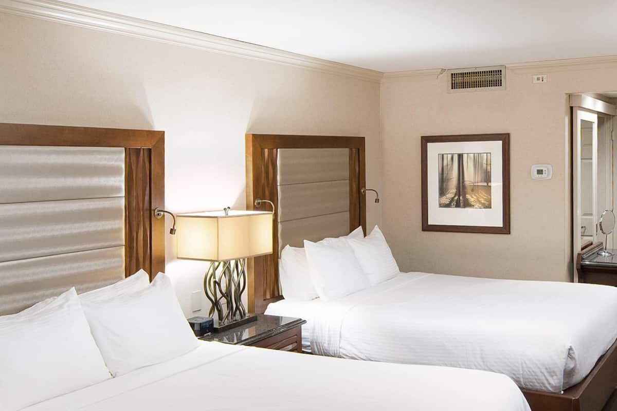 Standard Room, 2 Queen Beds, Non Smoking, Refrigerator