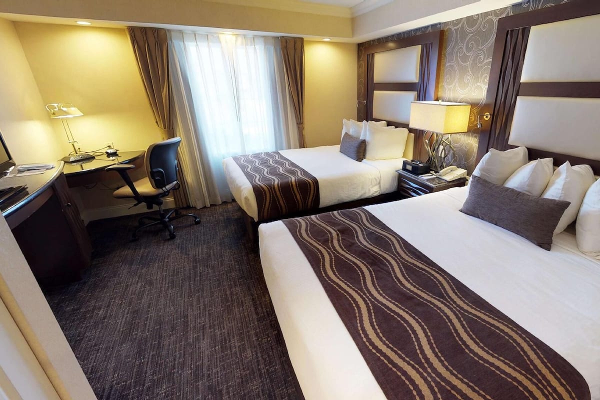 In-room safe, desk, laptop workspace, blackout drapes