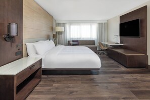 1 bedroom, premium bedding, individually furnished, desk