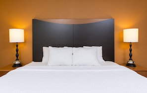 Pillowtop-Betten, Schreibtisch, Bügeleisen/Bügelbrett, kostenloses WLAN