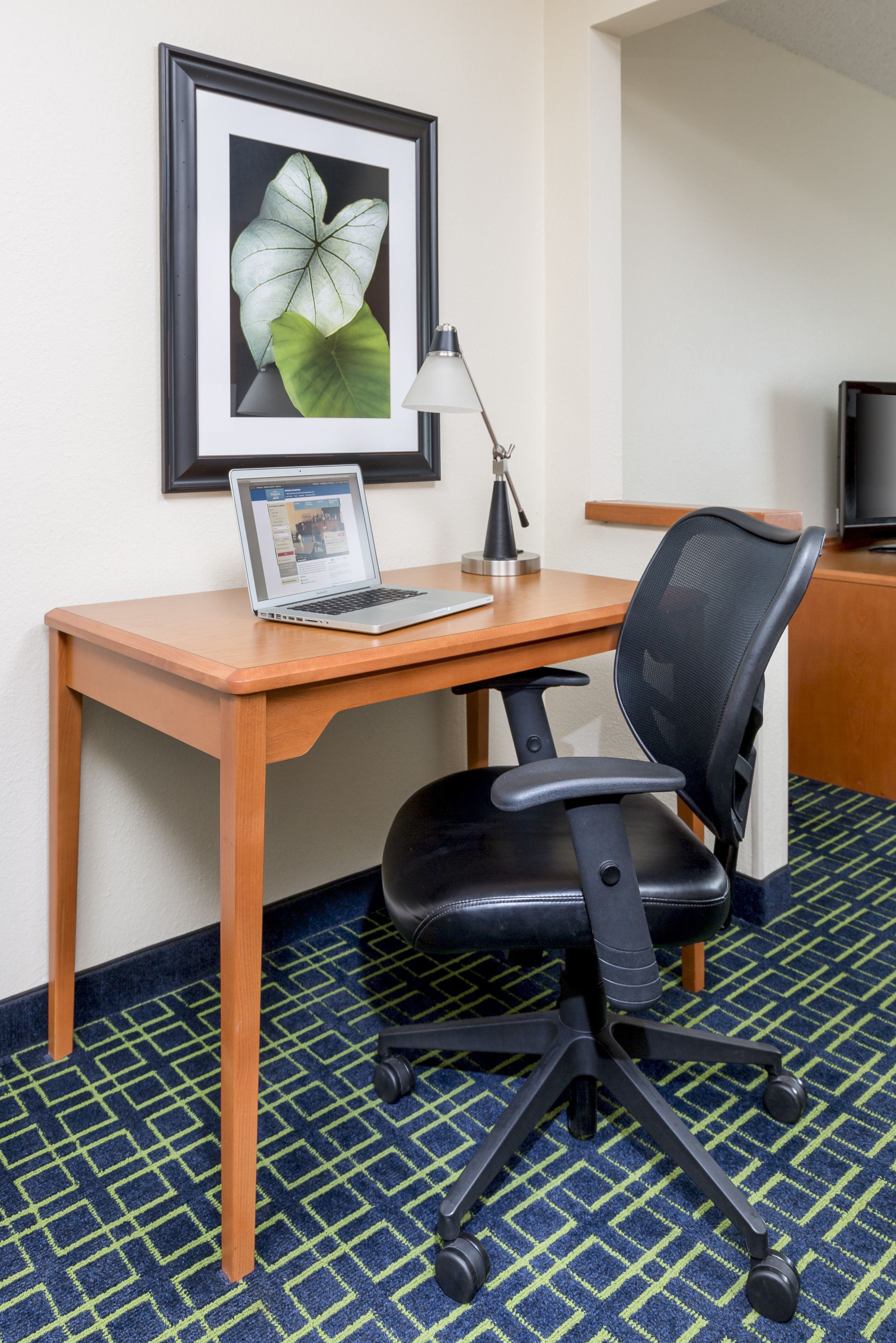 pillow-top beds, desk, iron/ironing board, free wifi