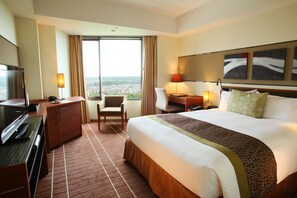 In-room safe, blackout curtains, iron/ironing board, free WiFi - International Resort Hotel Yurakujo (Tomisato)