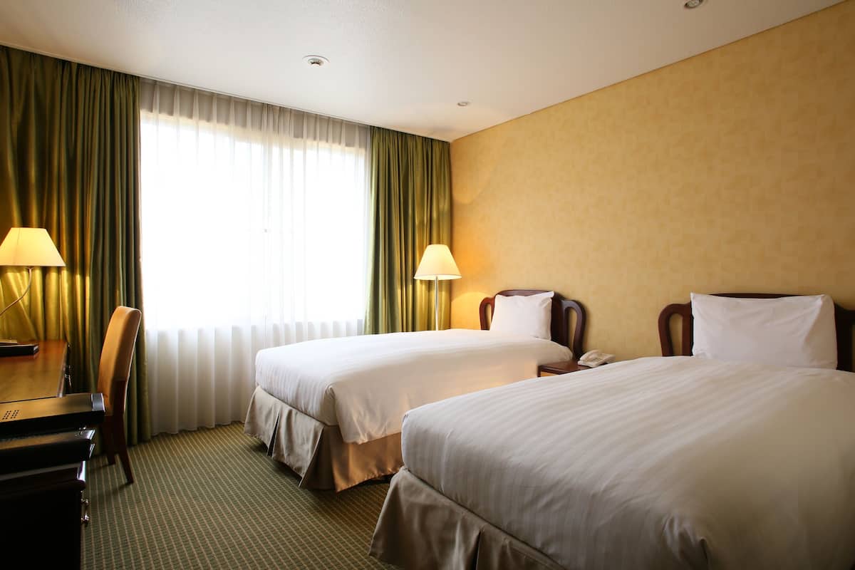 In-room safe, blackout drapes, iron/ironing board, free WiFi