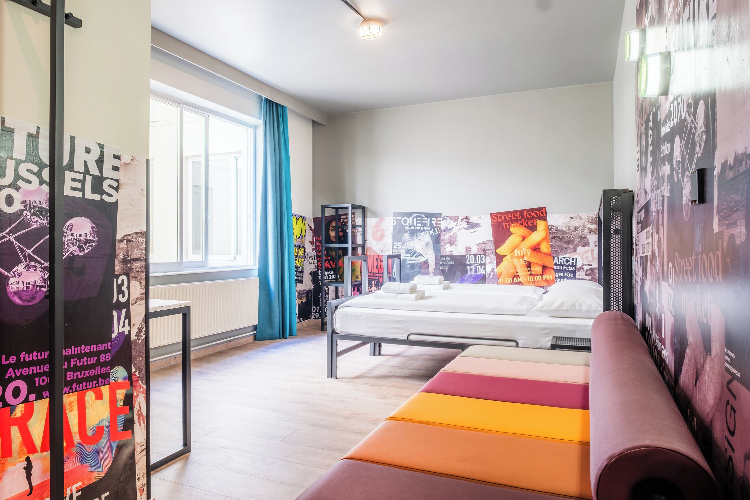 Espacio para trabajar con laptop, cortinas blackout y wifi gratis 