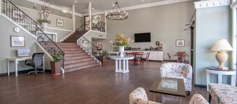 Best Price Motel and Suites