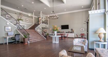 Best Price Motel and Suites