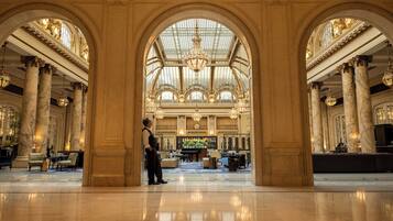 Pemandangan dari hartanah