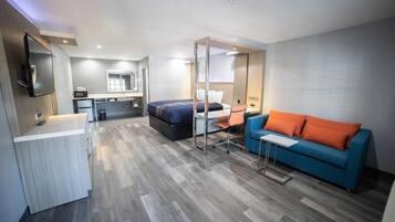 Deluxe Room, 1 King Bed, Non Smoking