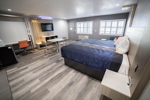 Suite, 1 King Bed - Travelodge by Wyndham Whittier (Whittier)