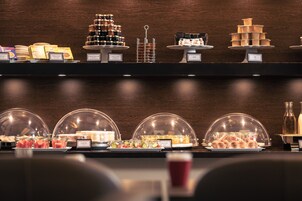 Daily buffet breakfast (EUR 11.50 per person)