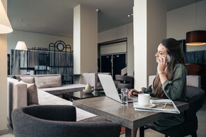 Sala de estar en el lobby