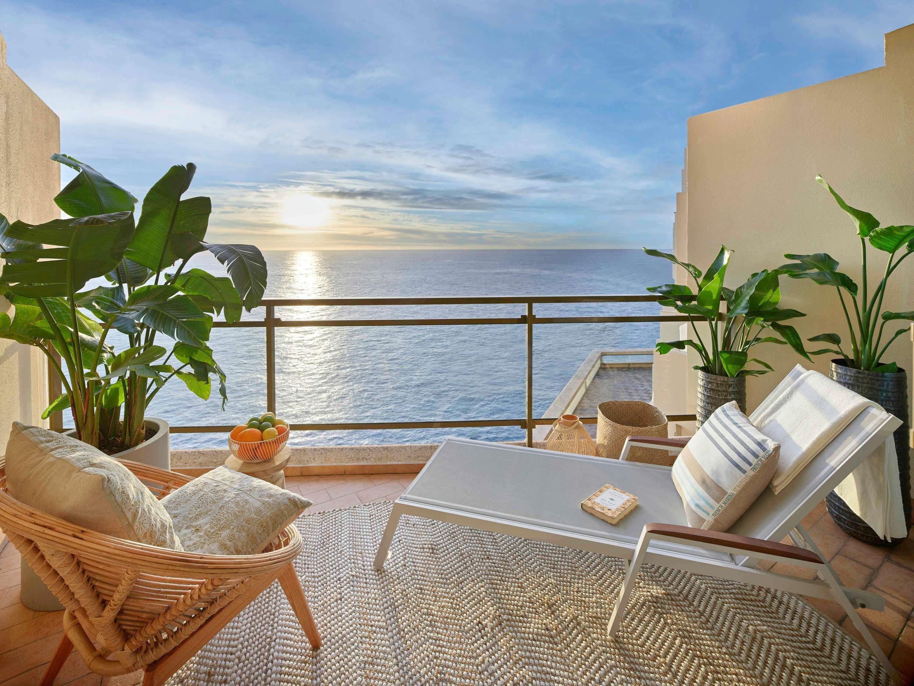 Premium bedding, minibar, in-room safe, individually furnished