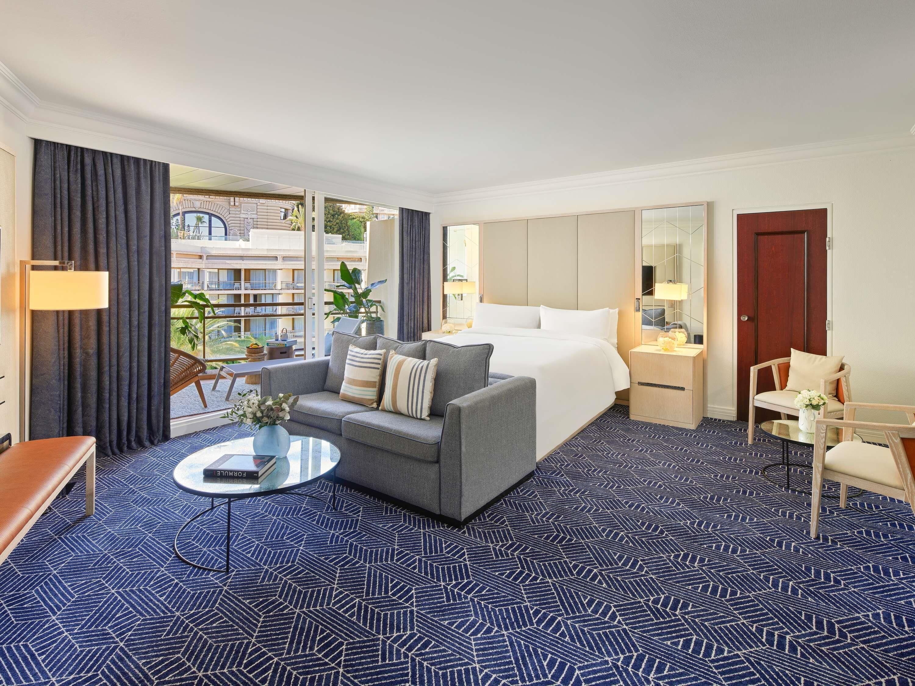 Suíte júnior, 1 cama King, vista para o jardim | Roupas de cama premium, frigobar, cofres nos quartos