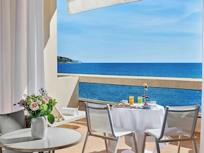 Café da manhã inglês todos os dias (EUR 42 por pessoa)