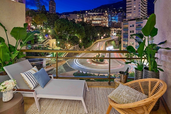 Hairpin Room, City view, Two double beds | 1 bedroom, premium bedding, minibar, in-room safe