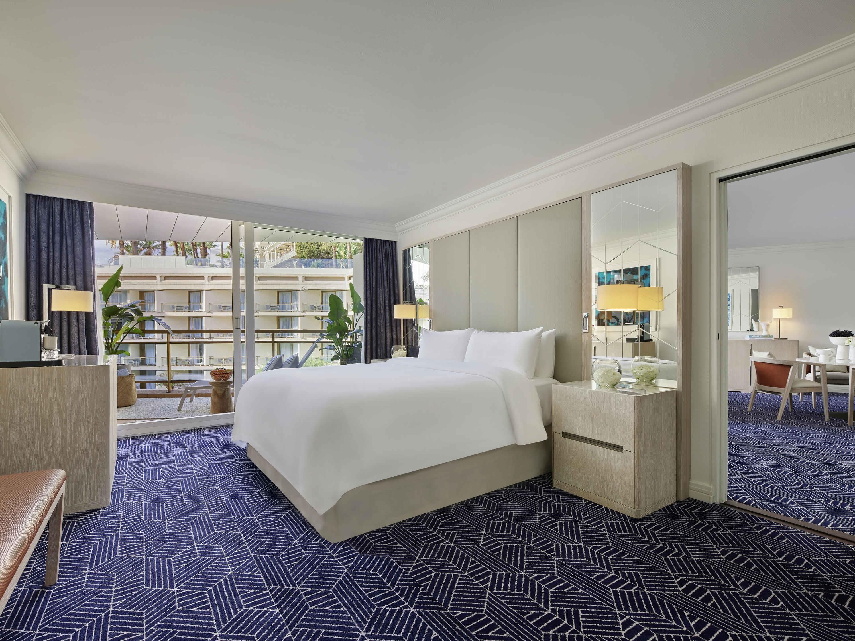 Garden Suite, garden view, 1 kingsize bed or two double beds. | Premium bedding, minibar, in-room safe, individually furnished