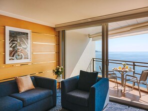 Seprai premium, minibar, dan brankas