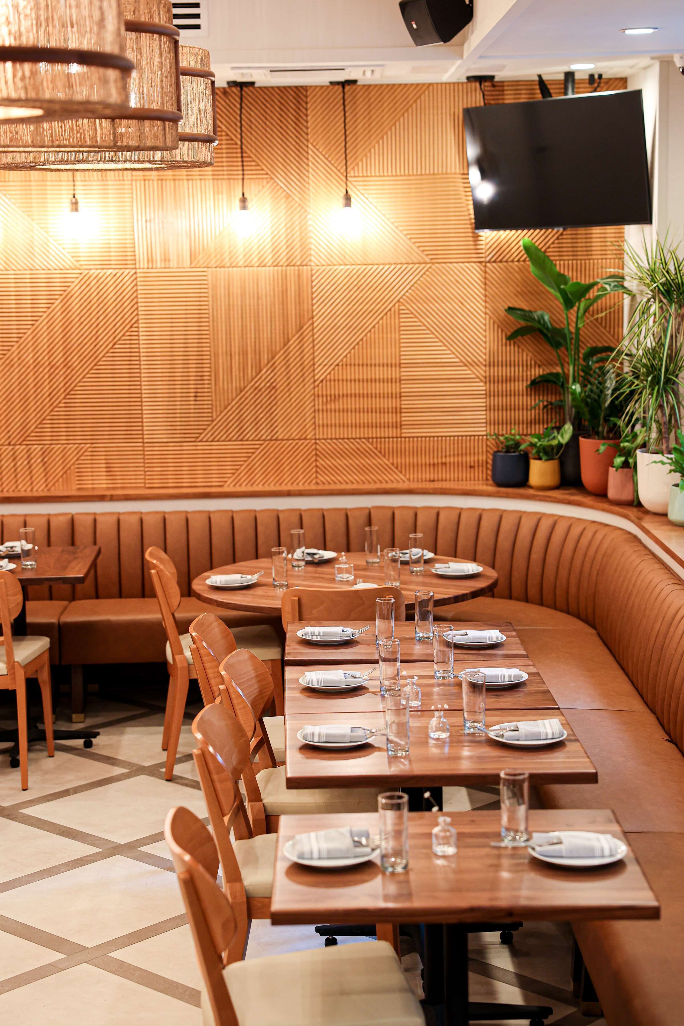 每日供应即点即煮早餐（每人 USD 35）