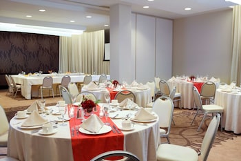 Meeting space at The Shelburne Sonesta New York