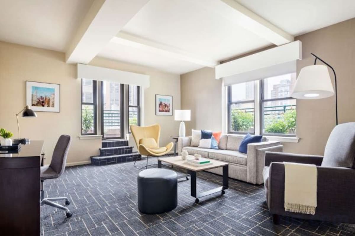 Living area | 48-inch flat-screen TV with cable channels, TV