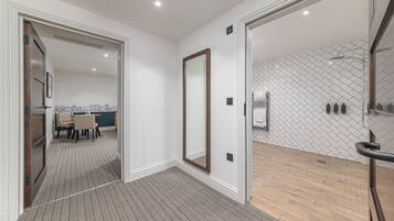 Apartment, 1 Queen Bed, Accessible | Premium bedding, desk, laptop workspace, blackout curtains