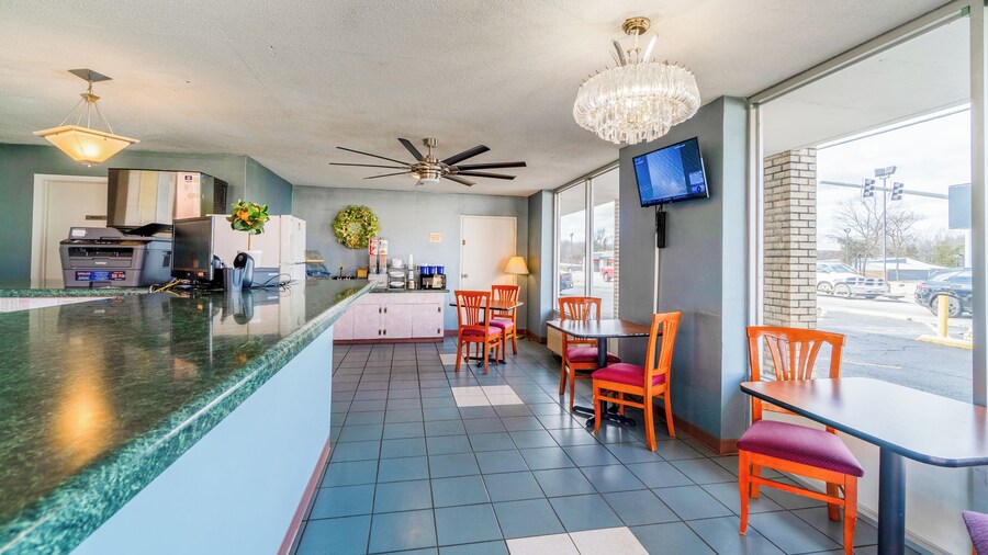 Ozark Junction mountain view by OYO